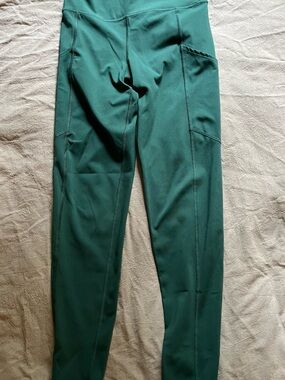 American Eagle Deep Green High-Waist Leggings with Side Pockets